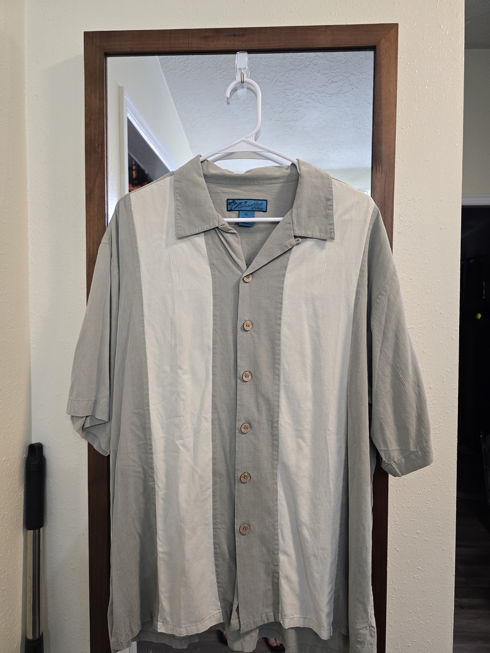 Two-Tone Short-Sleeve Shirt Jacket in Sage & Cream, 100% Silk
